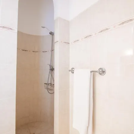 Casa Filipa Full House - Spacious With Private Pool & Jacuzzi * Carvoeiro (Lagoa)