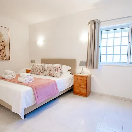 Casa Filipa Full House - Spacious With Private Pool & Jacuzzi Villa