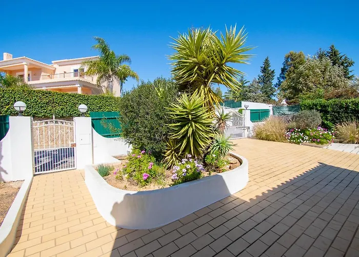 Villa Casa Filipa Full House - Spacious With Private Pool & Jacuzzi Carvoeiro