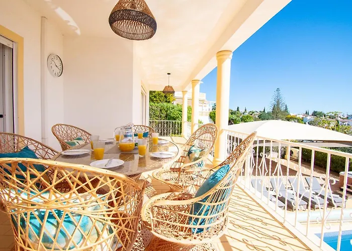 Casa Filipa Full House - Spacious With Private Pool & Jacuzzi Villa