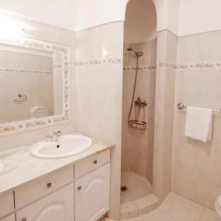 Casa Filipa Full House - Spacious With Private Pool & Jacuzzi * 卡武埃鲁