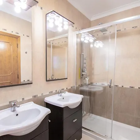 Casa Filipa Full House - Spacious With Private Pool & Jacuzzi 别墅 *