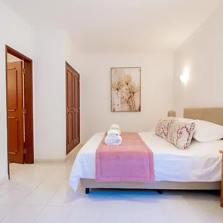 Casa Filipa Full House - Spacious With Private Pool & Jacuzzi Carvoeiro (Lagoa)