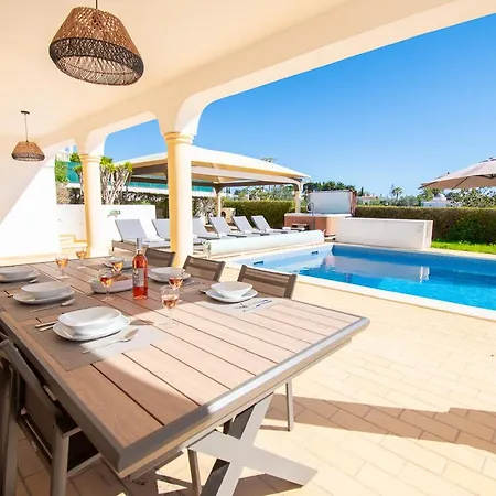 别墅 Casa Filipa Full House - Spacious With Private Pool & Jacuzzi *