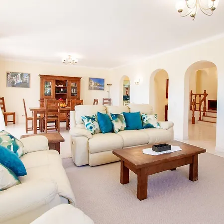 Casa Filipa Full House - Spacious With Private Pool & Jacuzzi 卡武埃鲁