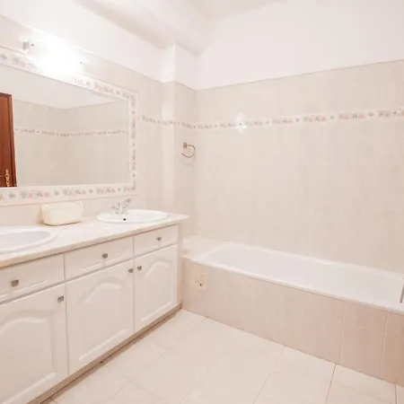 Casa Filipa Full House - Spacious With Private Pool & Jacuzzi Willa Carvoeiro (Lagoa)